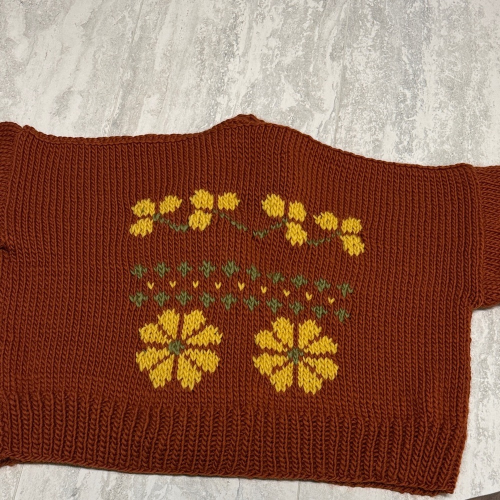 Hand knit oversized cardigan - Picture 5 of 8